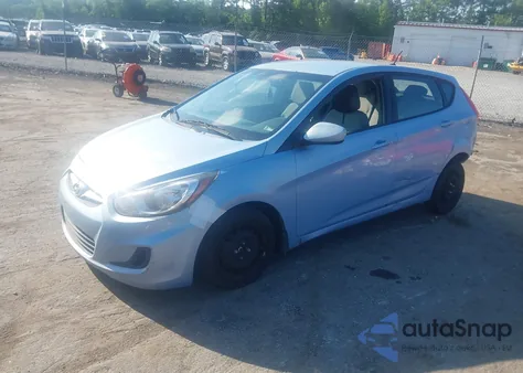 2013 Hyundai Accent Gs z USA, uszkodzony, nr VIN KMHCT5AE4DU119904